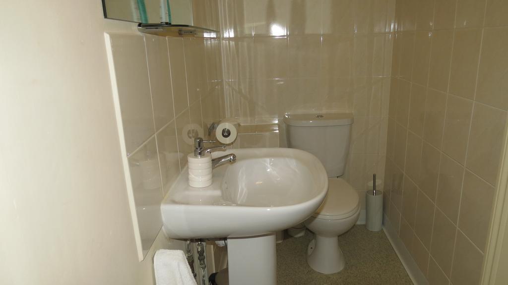Montrose Guest House Romford Ngoại thất bức ảnh