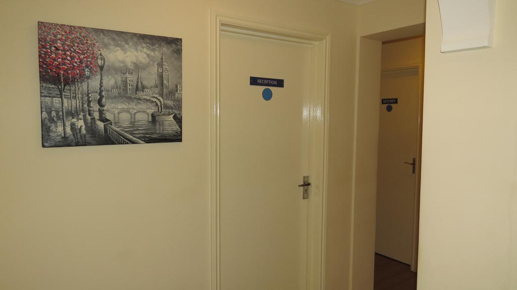 Montrose Guest House Romford Ngoại thất bức ảnh