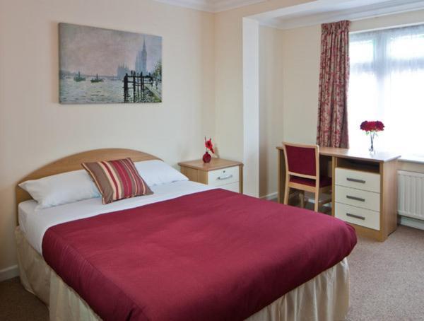 Montrose Guest House Romford Ngoại thất bức ảnh